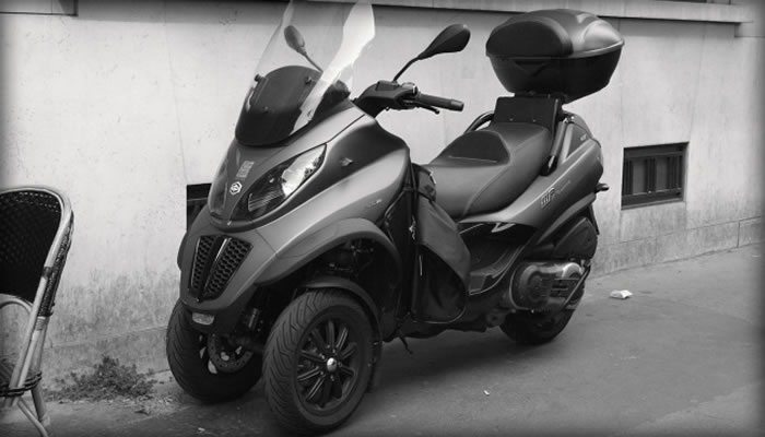 Moto Scooter de tres ruedas