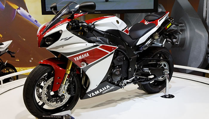 La Motocicleta Yamaha R1